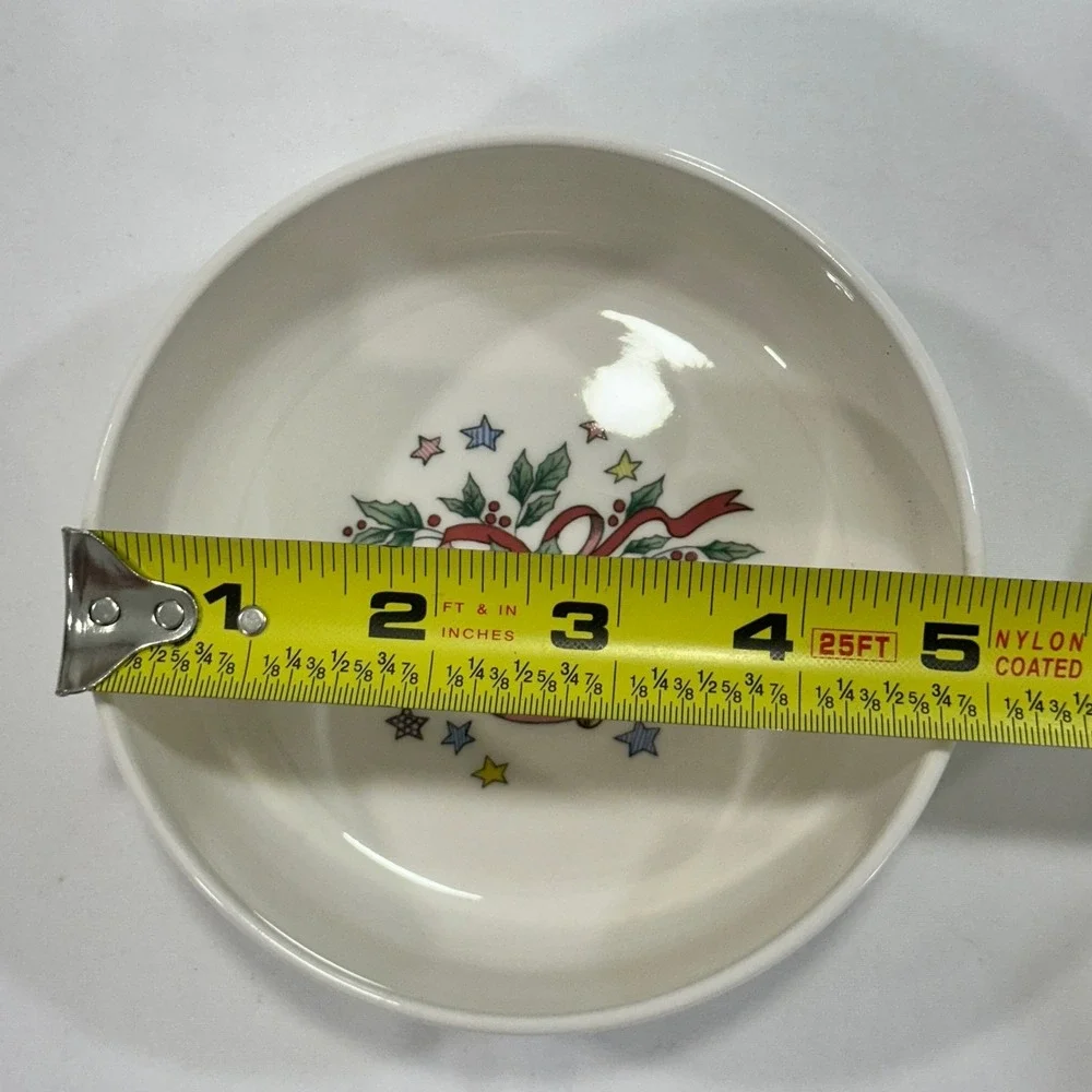Nikko Christmastime Covered Bon Bon Dish‎ 5in White Christmas Tree